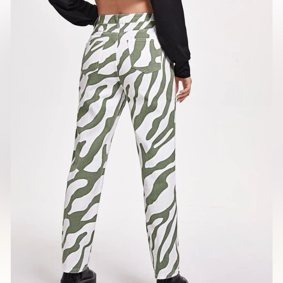 🦋2 for $15 - Zebra Print Straight Jeans - Picture 2 of 6